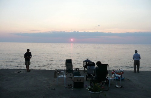 Pulaski Cottage | Lakefront Lake Ontario. Fabulous Vacation and Fishing Near Salmon River