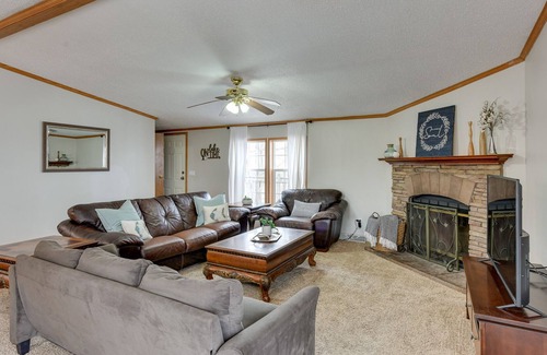 Litchfield House | Lakefront Litchfield Rental w/ Deck & Game Room!