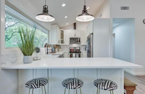 Bridgeport House | Lakefront, Private Dock, Spectacular Views