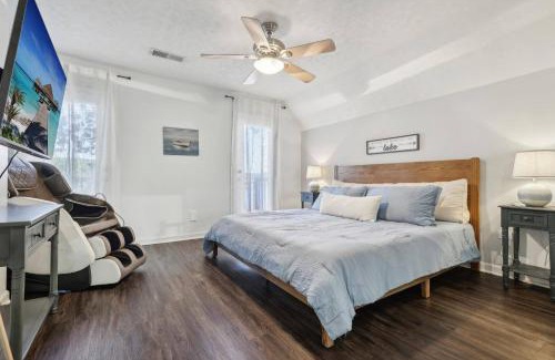 Snellville House | Lakefront Retreat with Luxury Touch