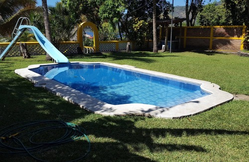 Coatepeque Cottage | Lakefront Rustic House in Lago de Coatepeque
