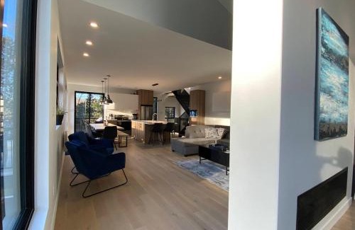 La Minerve Ski Chalet | Lakefront-Spa-Luxury in true nature!