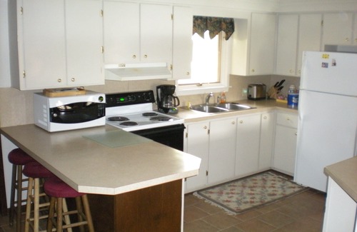 Lake Arrowhead House | Lakefront Vacation Home W/Large Yard and FirePit