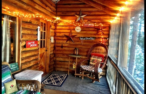 East Shore Cabin | Lakefront views! Rustic Log Cabin Getaway