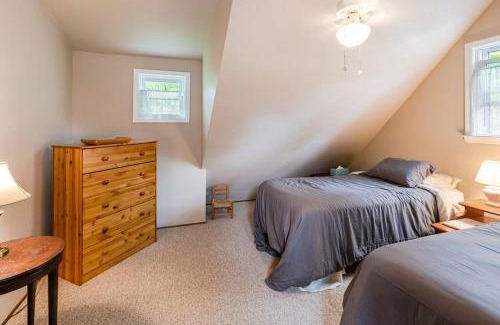Ferndale House | Lakefront with Lots of Light and Private Dock Access
