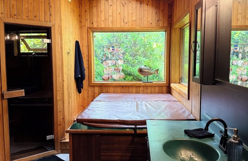 Oswego House | Lakehouse w/Private Beach