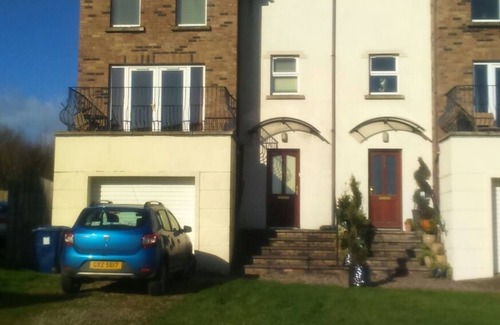 Craigavon House | Lakelands, Craigavon