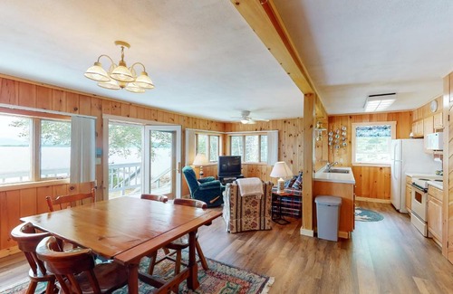 Greenville House | Lakeshore Lovely