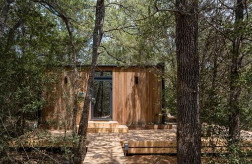 Bastrop House | Lakeside ÖÖD Mirror Cabin #2- Austin Nature Stay