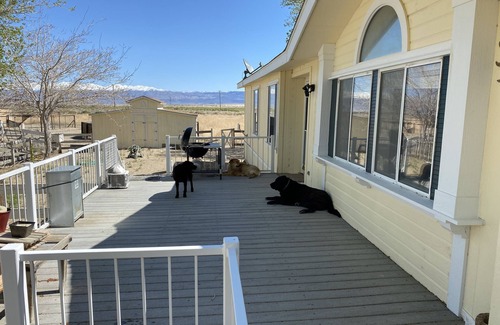 Olancha Cabin | Lakeside Cabin B in the Eastern Sierras