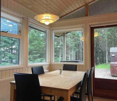 Selfoss House | Lakeside cabin in Thingvellir #2