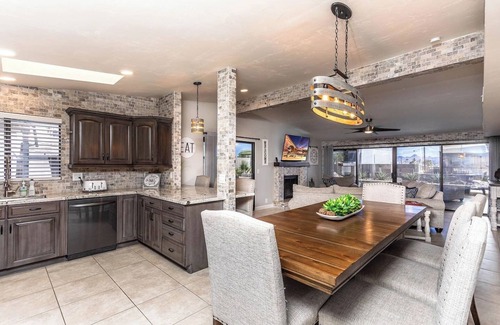 Lake Havasu City House | Lakeside Entertainment Oasis W/Heated Pool & Spa