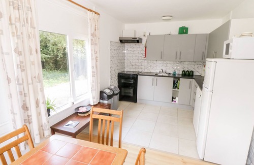 Ballinrobe Cottage | LAKESIDE, family friendly, with open fire in Ballinrobe, County Mayo