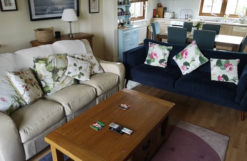 Drumshanbo House | Lakeside House in Drumshanbo