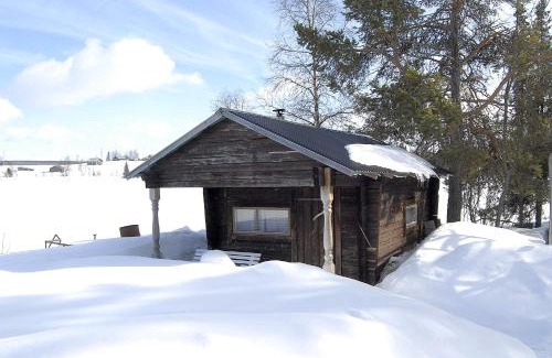 Skaulo House | Lakeside House in Lapland