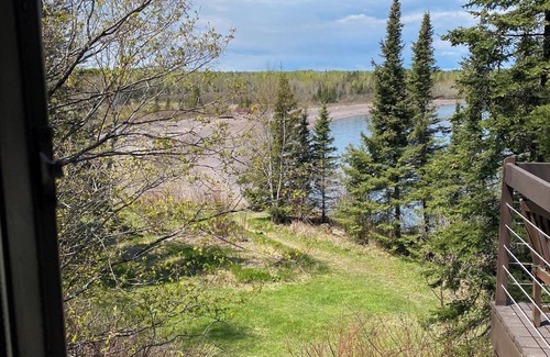 Two Harbors Condo | Lakeside Lair; cozy Lake Superior waterfront retreat with views!