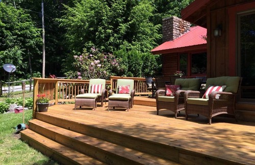 Naples Cabin | ⭐LAKESIDE STORY⭐2BR Log Cabin⭐ Fire Pit, Views!⭐