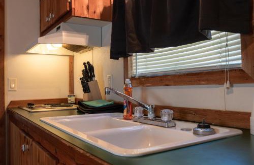 Mead House | Lakeview Cedar Cabin - Kicks 66 - 4