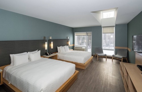 Hecla Island Hotel | Lakeview Hecla Resort