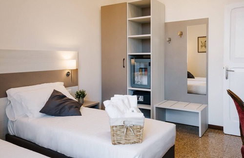 Castel San Pietro Terme House | LaMì Room & Apartment