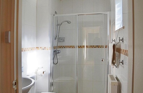 Paignton House | Lambs Gate