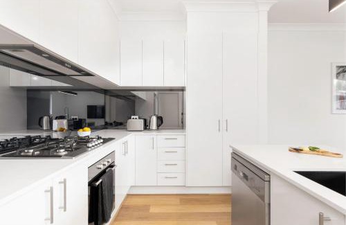 Seacliff Park House | Lamington's Landing near Seacliff Beach