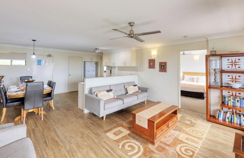 Lammermoor Beach Apartment | Lamor Apartments