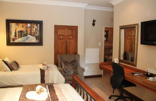 Middelburg House | Lamor Guest House