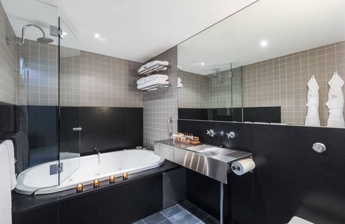 Werribee South Hotel | Lancemore Mansion Hotel Werribee Park