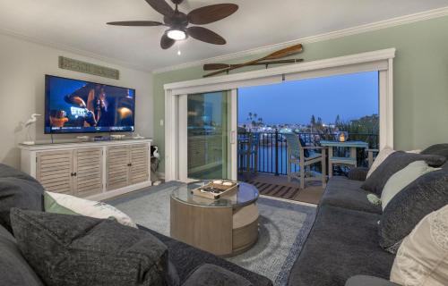 Sunset Beach House | Land's End 4-306 Bay Front - Premier