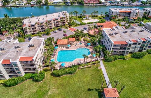 Sunset Beach House | Land's End 4-401 Bay Front - Premier