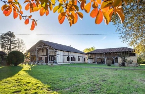 Lacquy Cottage | Landes cottage with enclosed garden, ideal for animals