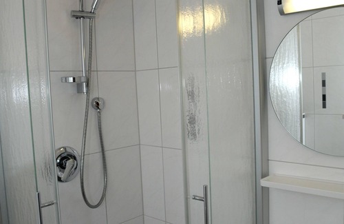 Wolframs-Eschenbach Bed & Breakfast | Landgasthaus Zum Mönchshof