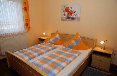 Wolframs-Eschenbach Bed & Breakfast | Landgasthaus Zum Mönchshof