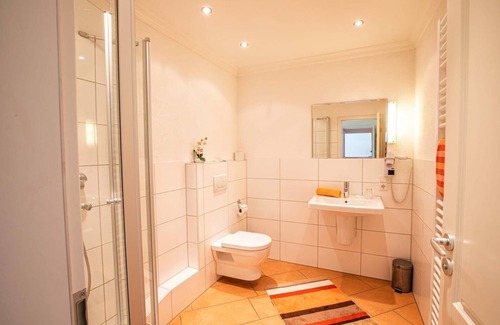 Laucheim Hotel | Landgasthof Hotel Sonne Röttingen