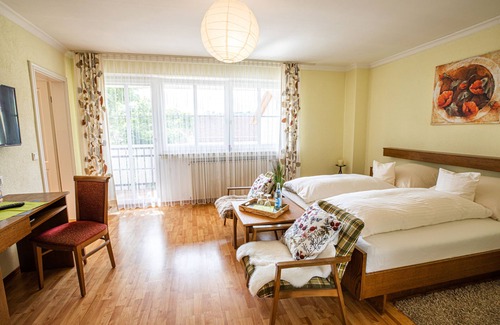 Laucheim Hotel | Landgasthof Hotel Sonne Röttingen