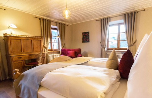 Frasdorf Hotel | Landgasthof Karner