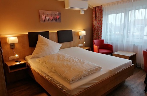Adelsdorf Hotel | Landgasthof Niebler