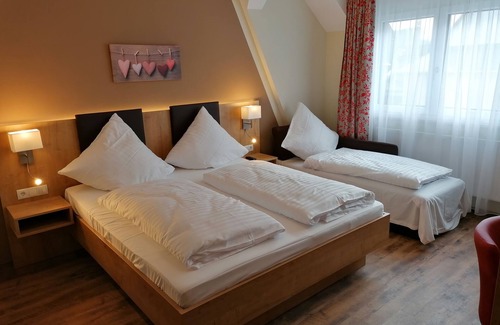 Adelsdorf Hotel | Landgasthof Niebler