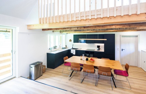 Sankt Lambrecht Ski Chalet | Landhaus Auerling am Wald - hiking trails in front of the house, 5 minutes to the ski slope