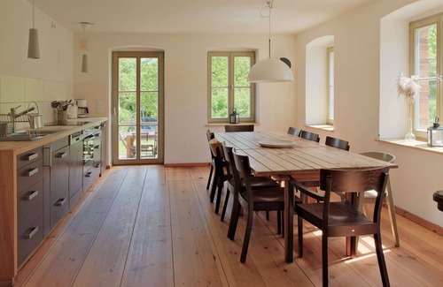 Gerswalde Hotel | Landhaus Fredenwalde - large house in beautiful nature with Steinway grand piano