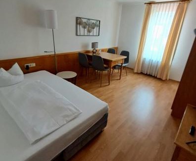 Altenburschla Hotel | Landhotel Gemeindeschänke