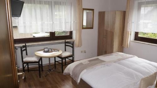 Alzenbach Hotel | Landhotel und Restaurant Haus Steffens bei Calpas