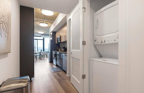 Baileys Crossroads Apartment | Landing | Amazing 1BD, Game Room, Gym