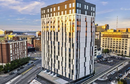 Greektown Historic District Apartment | Landing | Amazing Studio, Clubhouse, Gym