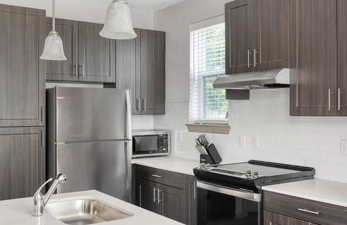 Pflugerville Apartment | Landing Apartments Pflugerville
