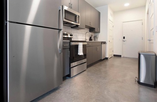 Downtown St. Louis Apartment | Landing at 11th & Spruce - Studio in Downtown