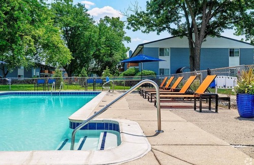 Ann Arbor Apartment | Landing at Arbor Haus - 1 Bedroom in Carpenter