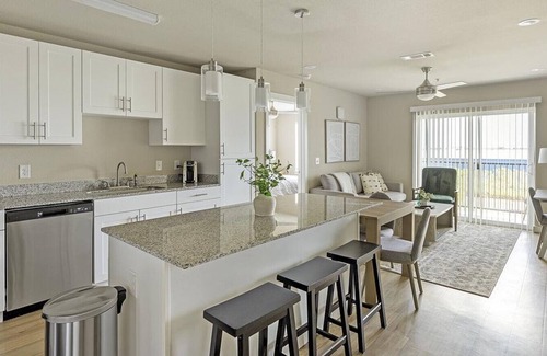 Burleson Apartment | Landing at Camden Crossing - 2 Bedrooms in Fort Worth
