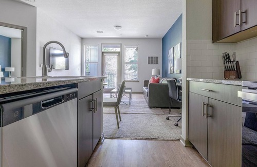 Paw Creek Apartment | Landing at Celsius - 1 Bedroom in Wedgewood